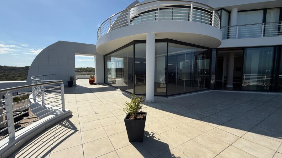 3 Bedroom Property for Sale in Bloubergstrand Western Cape